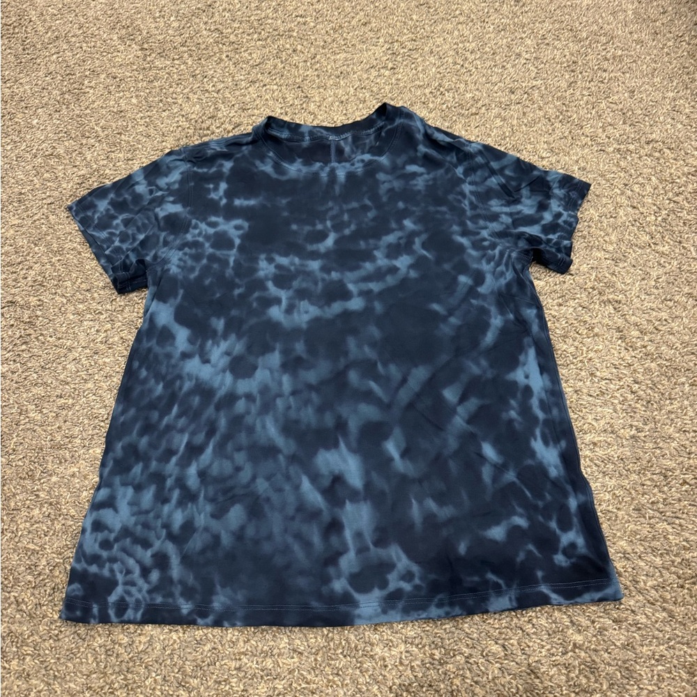 Lululemon T shirt size 6